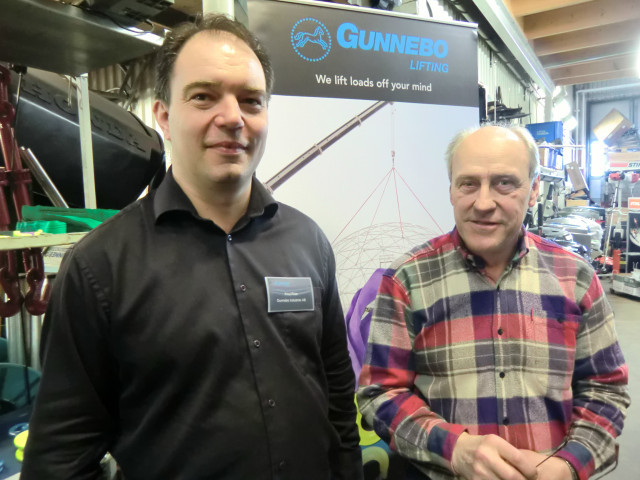 Knut Riise, Gunnebo Industri, pratar lyft med Erik Pettersson